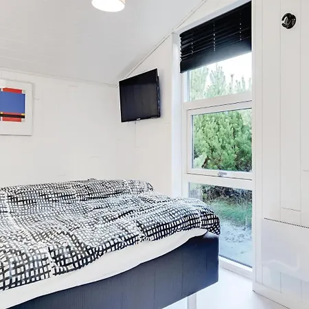 Дом отдыха Three-bedroom In Henne